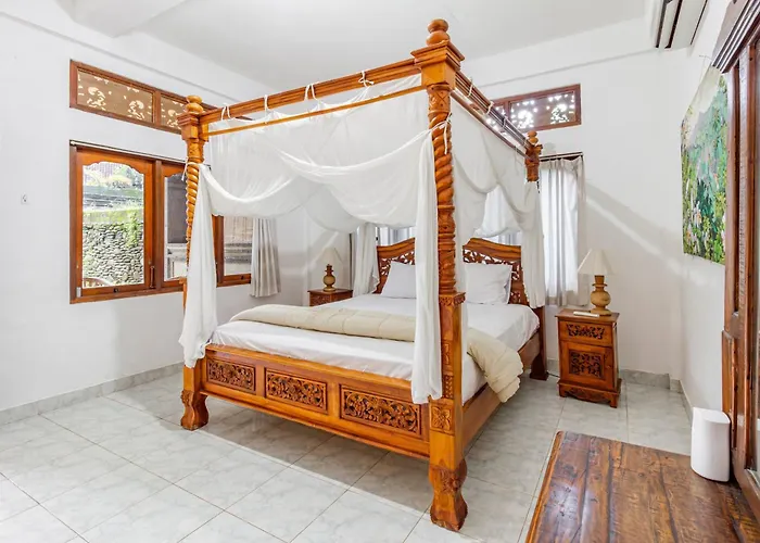 Belvilla Ratna Palacenearubud Palace Hotel